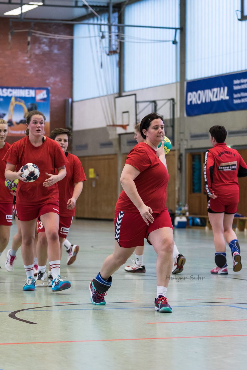 Bild 105 - Frauen Barmstedter TS - Buedelsdorfer TSV : Ergebnis: 26:12